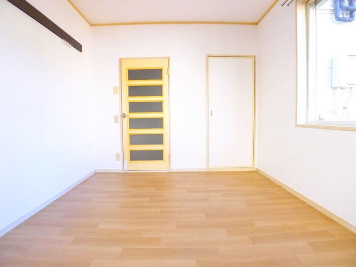 物件内観写真9　(居室)