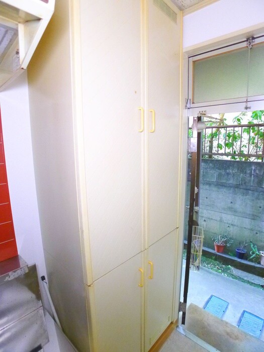 物件内観写真16　(靴箱)