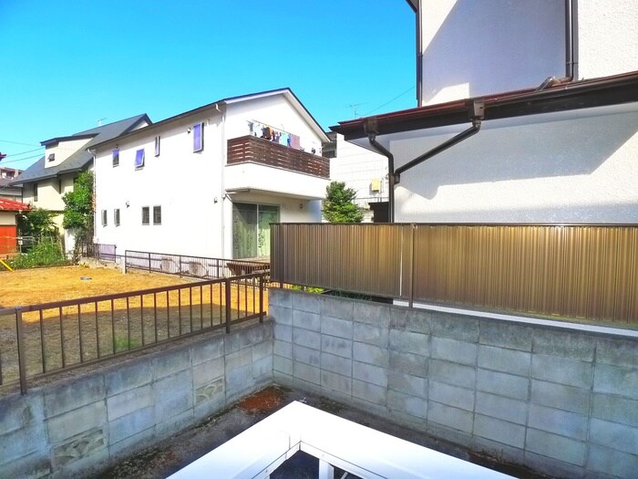 物件内観写真22　(室内からの展望)