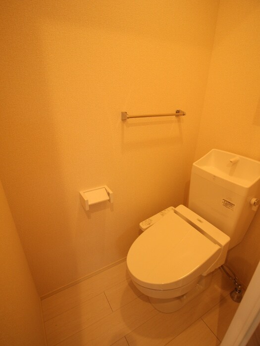 物件内観写真11　(トイレ)