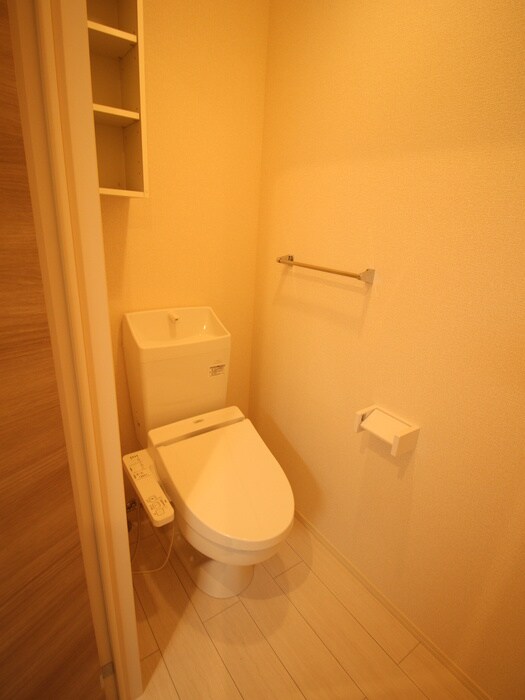 物件内観写真15　(トイレ)