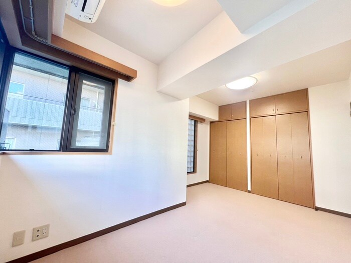 ｱｰﾙｳﾞｪｰﾙ三鷹中央通り(302)の居室