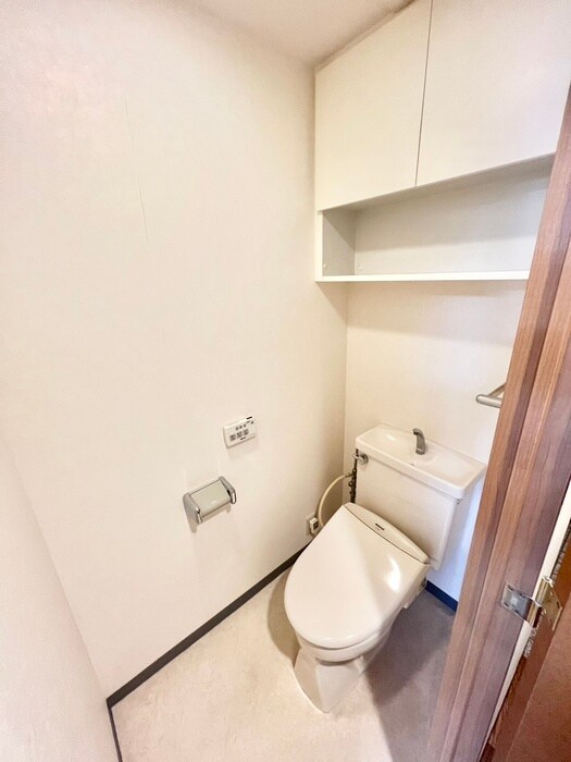 物件内観写真16　(トイレ)