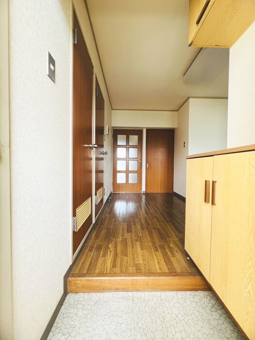 物件内観写真15　(廊下)