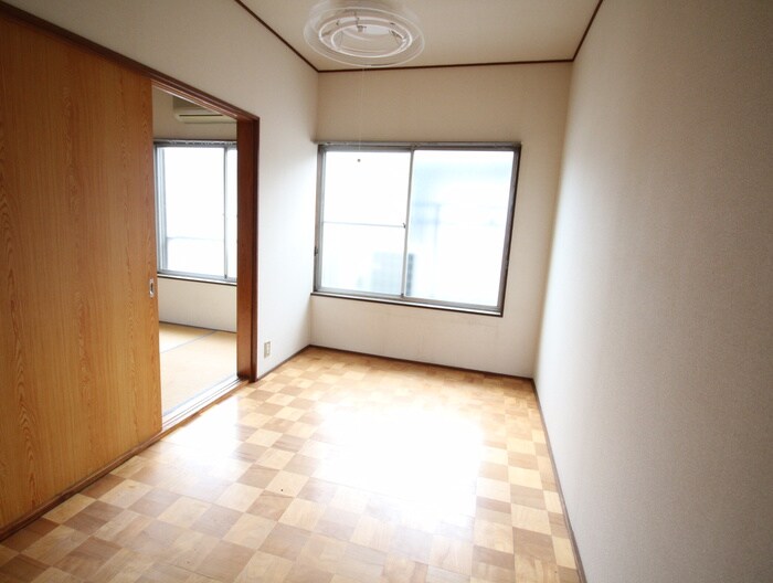 物件内観写真7　(居室)