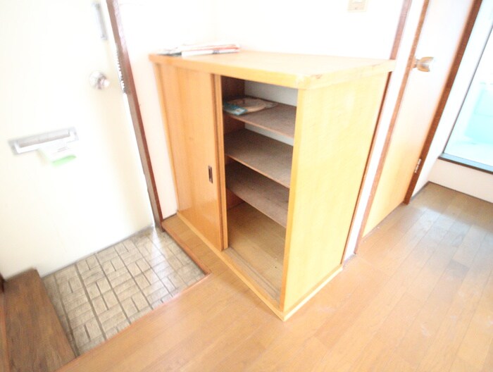 物件内観写真16　(靴箱)