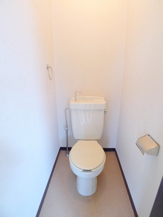 物件内観写真13　(トイレ)