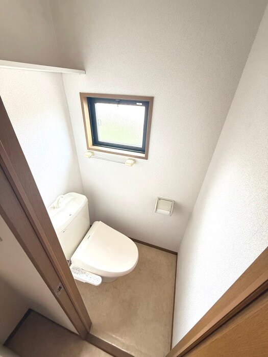 物件内観写真13　(トイレ)