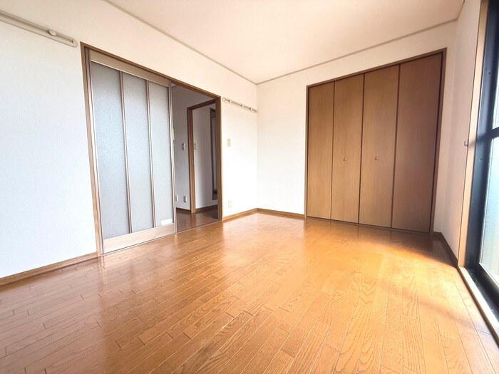 物件内観写真18　(居室)