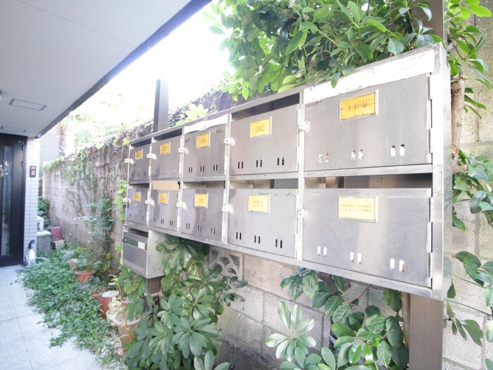 物件外観写真4　(建物設備)