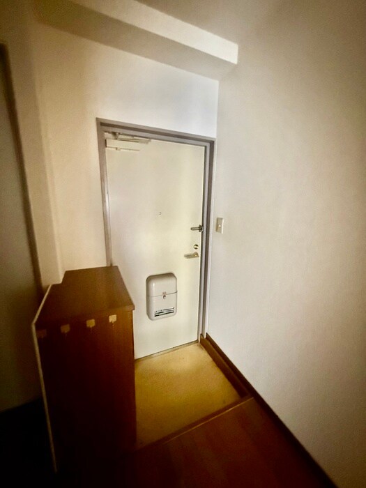 物件内観写真15　(玄関)