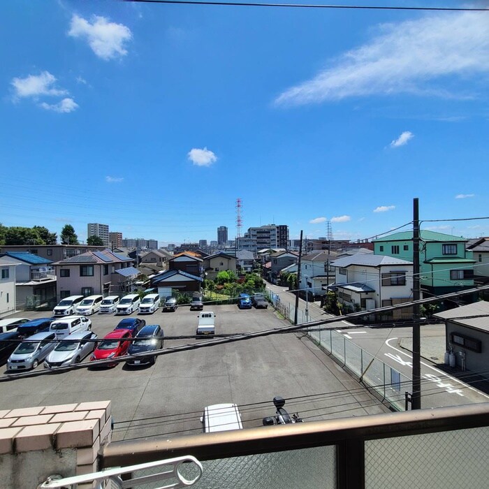 物件内観写真18　(室内からの展望)