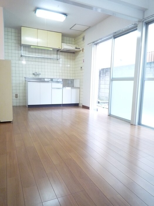 物件内観写真13　(居室)