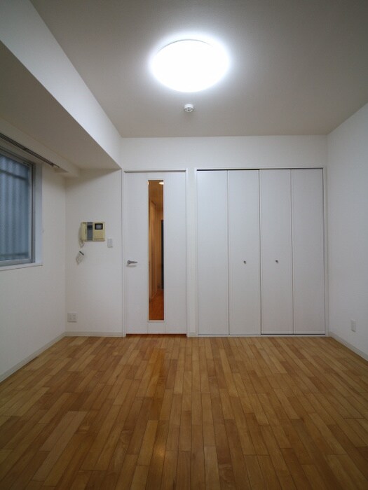 物件内観写真4　(居室)