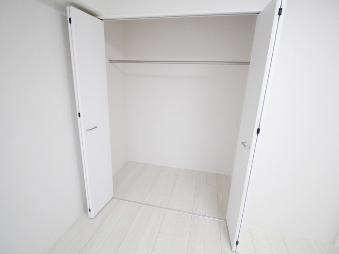 物件内観写真10　(収納)
