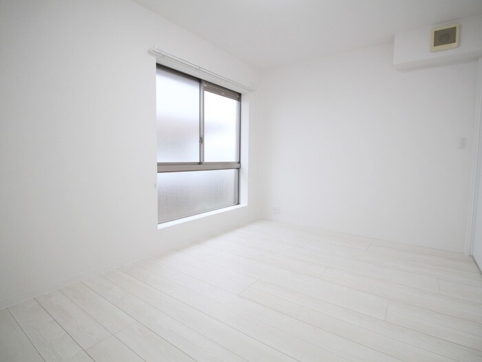 物件内観写真21　(居室)