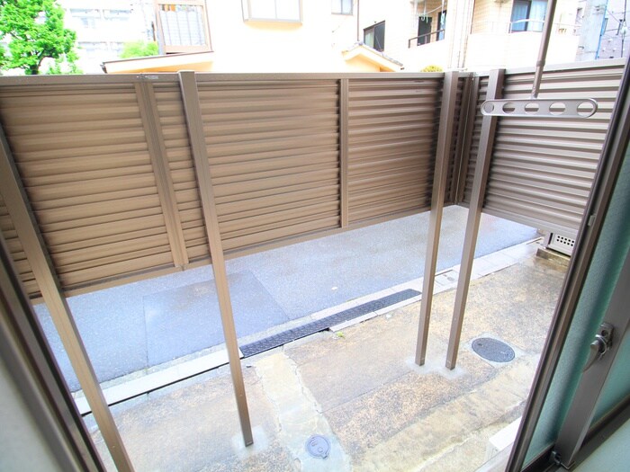 物件内観写真22　(室内からの展望)