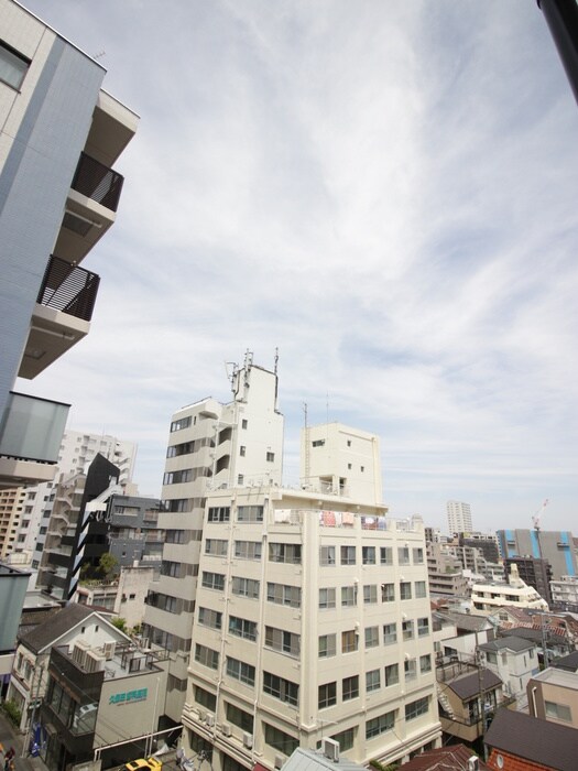 物件内観写真13　(室内からの展望)