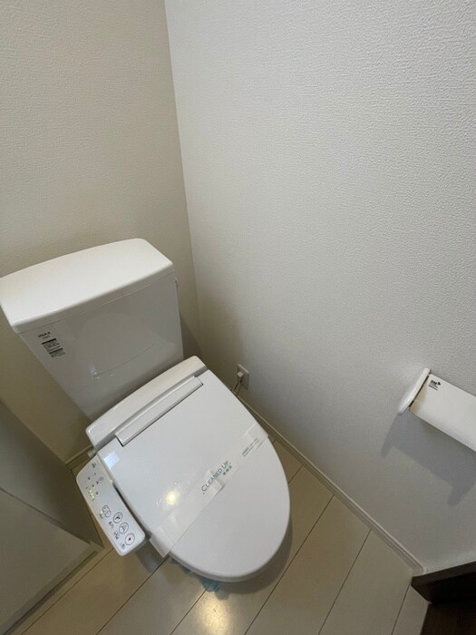 物件内観写真11　(トイレ)