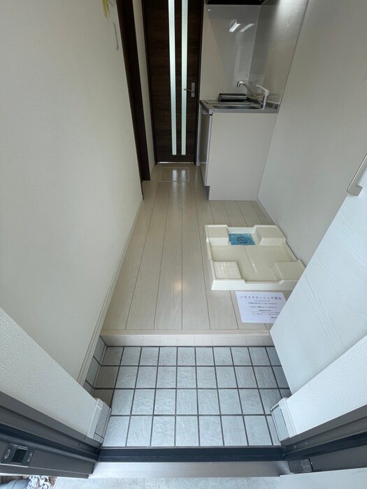 物件内観写真14　(玄関)