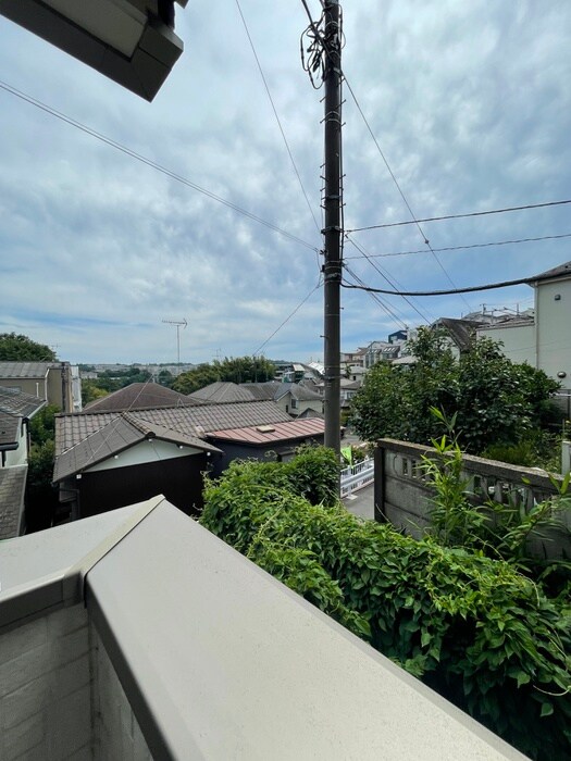 物件内観写真16　(室内からの展望)