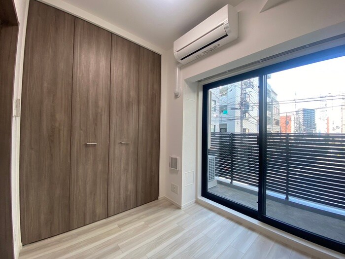 物件内観写真9　(居室)