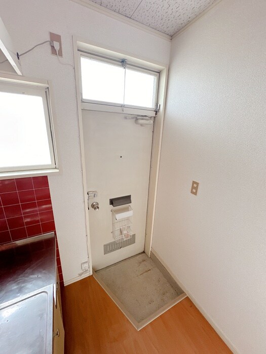 物件内観写真19　(玄関)