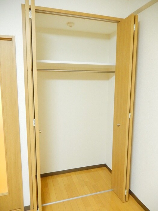 物件内観写真10　(収納)