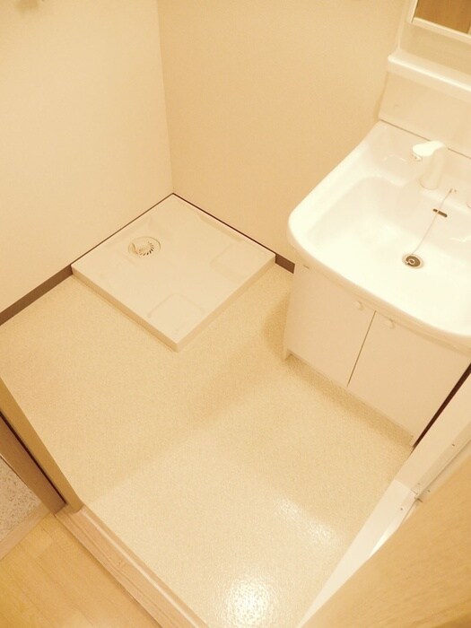 物件内観写真16　(内観写真)