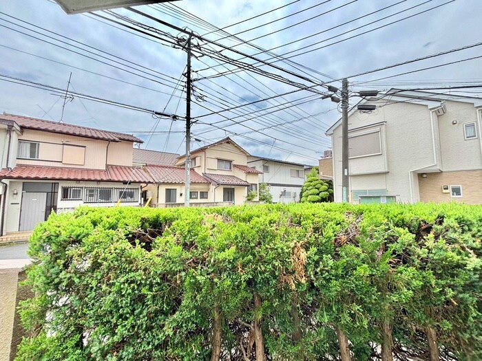 物件内観写真14　(室内からの展望)