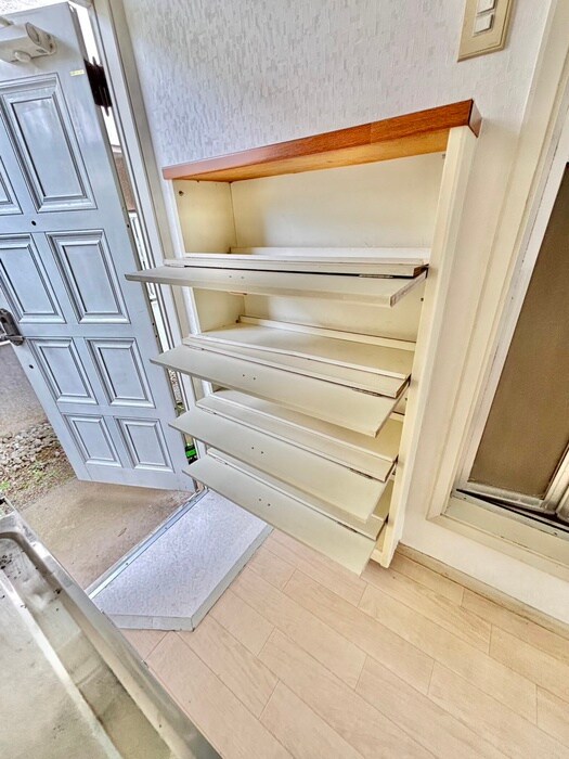 物件内観写真16　(靴箱)