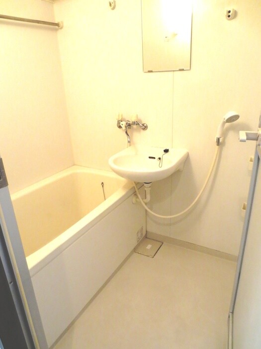 物件内観写真12　(バス／シャワールーム等)