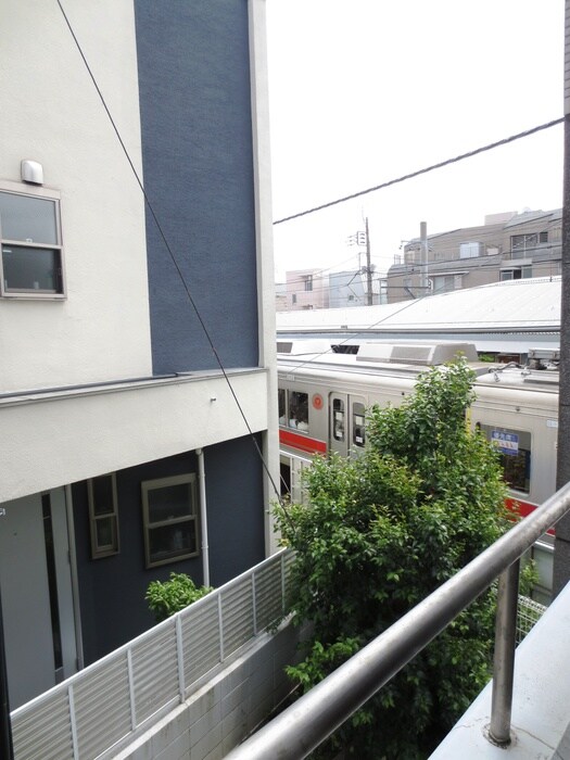 物件内観写真17　(室内からの展望)