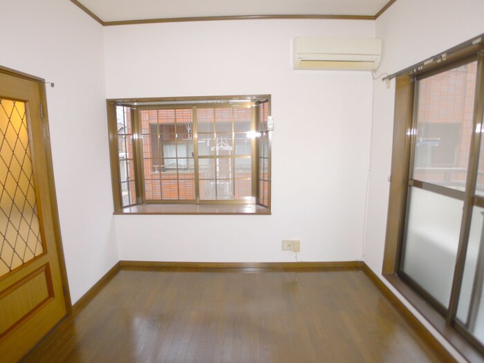 物件内観写真5　(居室)