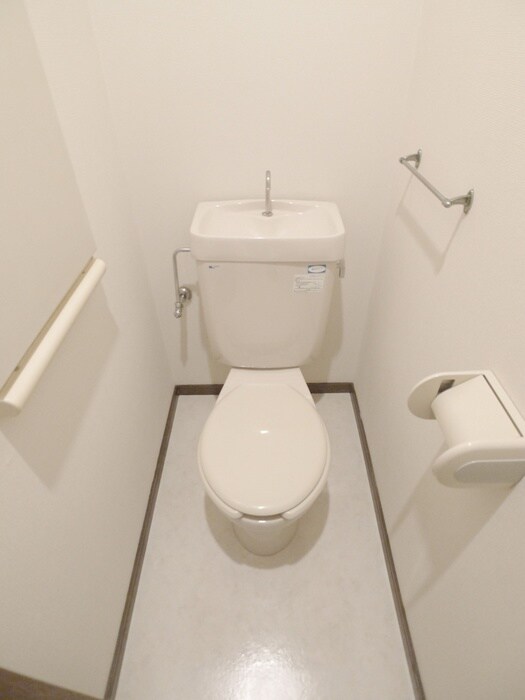 物件内観写真13　(トイレ)