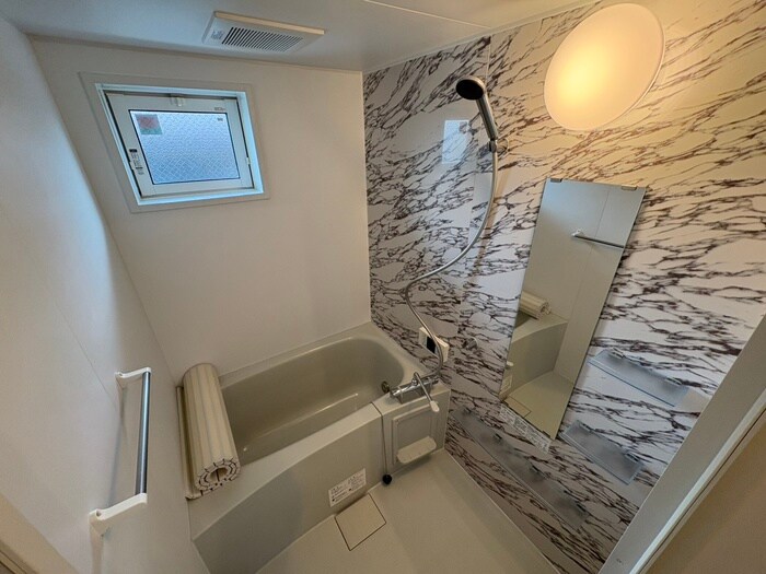 物件内観写真13　(バス／シャワールーム等)