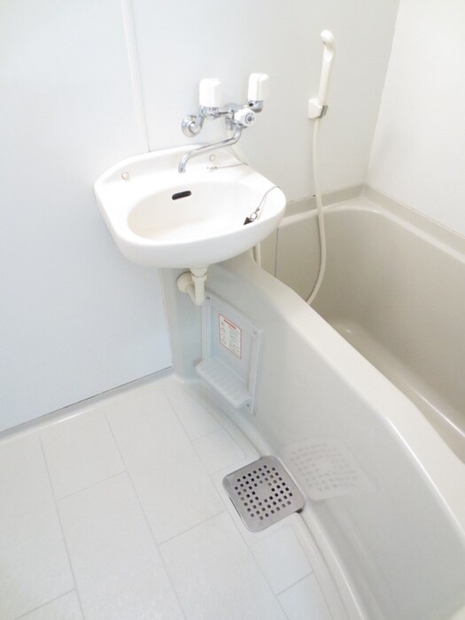 物件内観写真8　(バス／シャワールーム等)