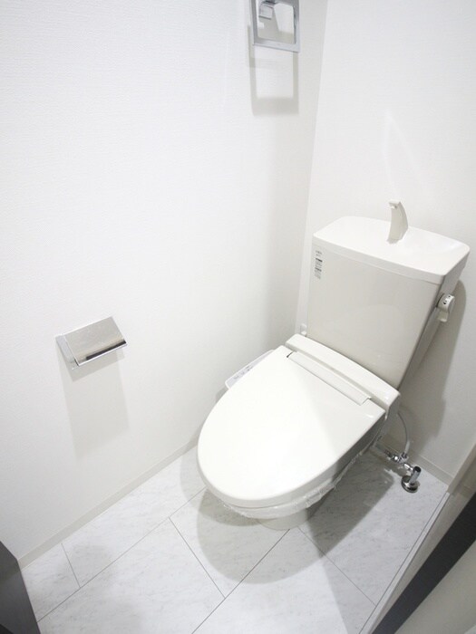 物件内観写真12　(トイレ)