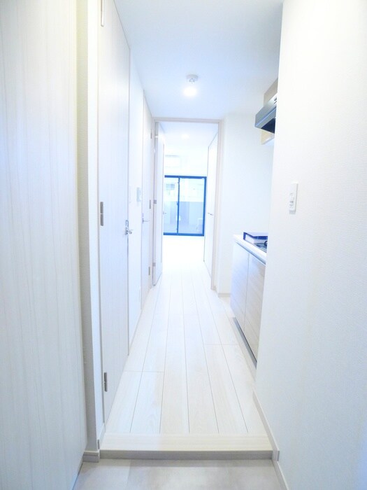 物件内観写真18　(廊下)