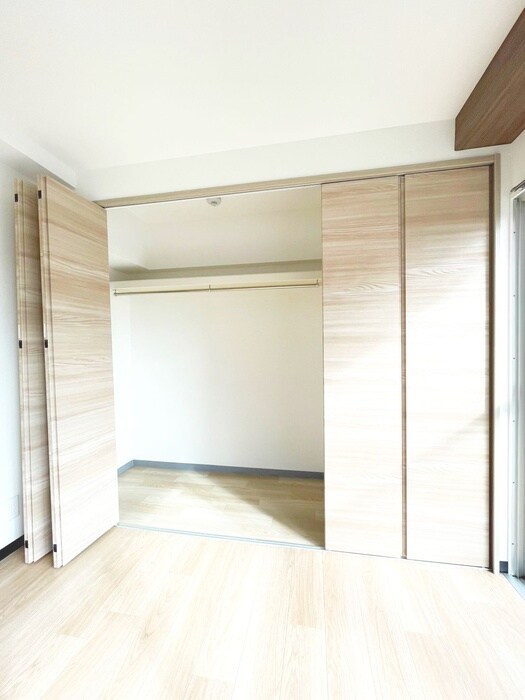 物件内観写真16　(収納)