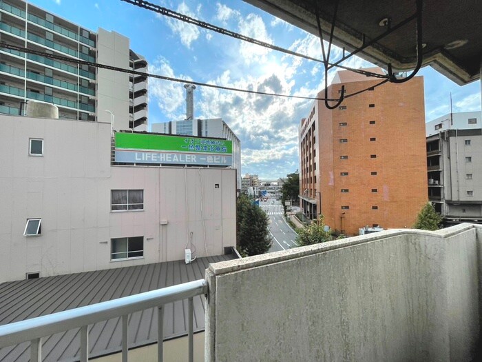 物件内観写真22　(室内からの展望)