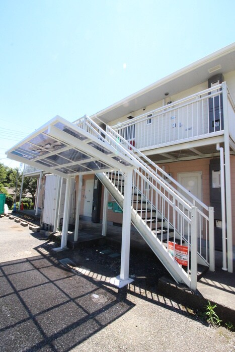 物件外観写真5　(エントランス部分)