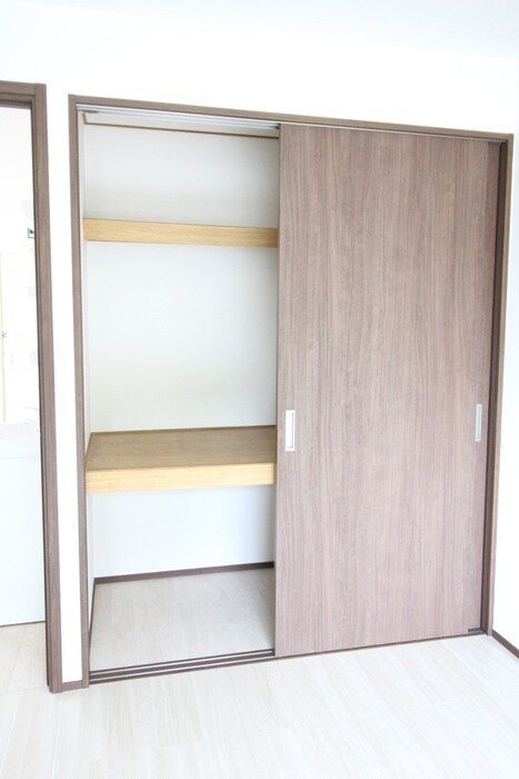 物件内観写真15　(収納)