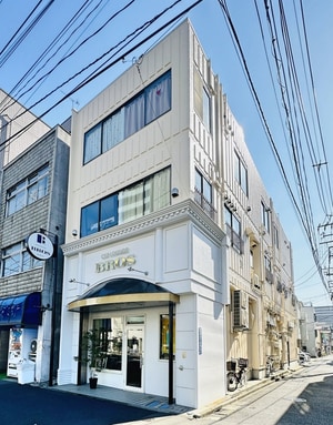 リバーストーン外観写真