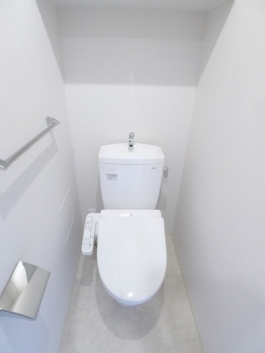 物件内観写真11　(トイレ)