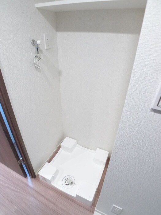 物件内観写真12　(廊下)