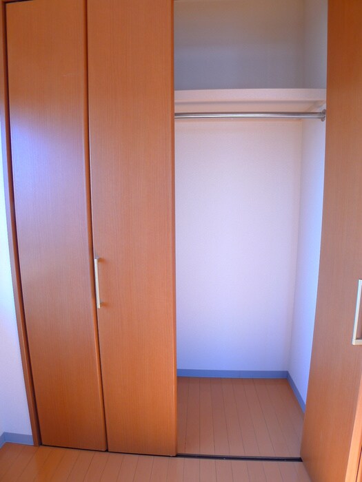 物件内観写真12　(収納)
