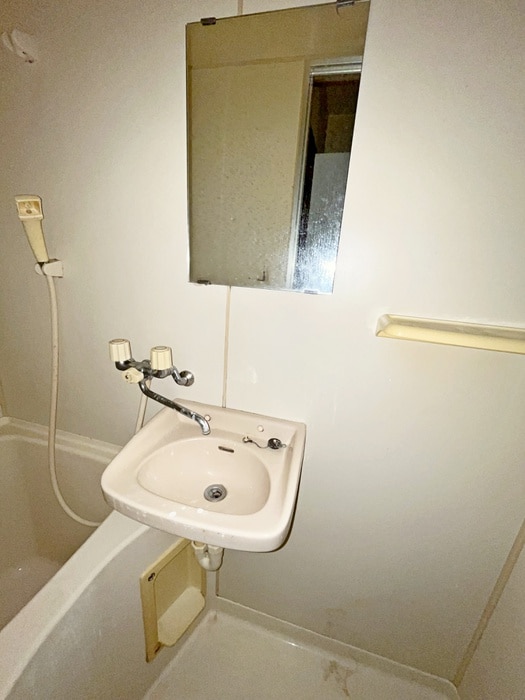 物件内観写真9　(洗面)