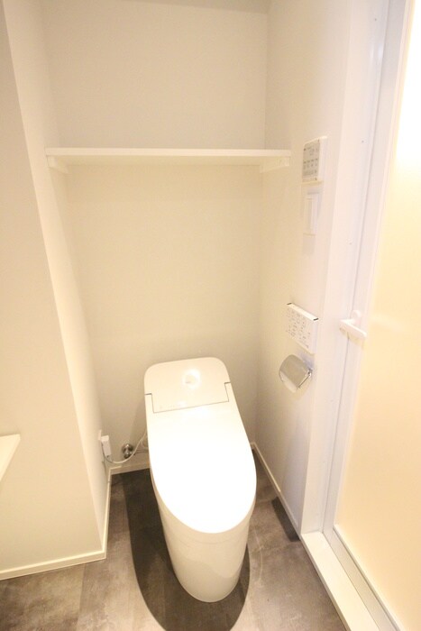 物件内観写真13　(トイレ)