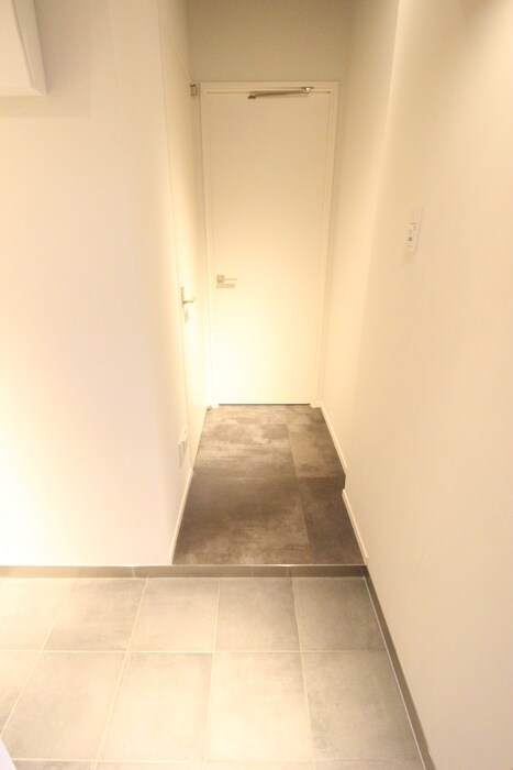 物件内観写真17　(廊下)